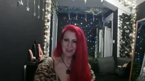 SaucySky online show from 01.26.25