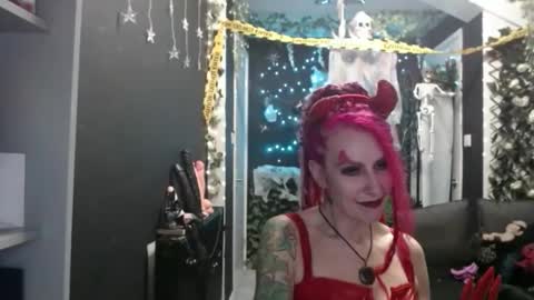 SaucySky online show from 10.24.25