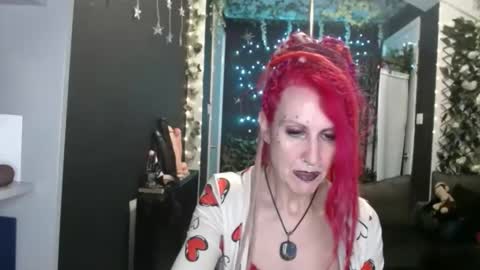 SaucySky online show from 11.08.25