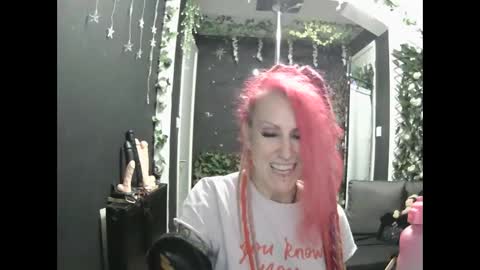 Snapshot of saucysky chatting on 01.17.26 SaucySky online show from 01.17.26