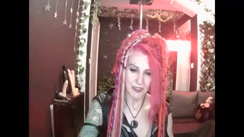 Snapshot of saucysky chatting on 01.17.26 SaucySky online show from 01.17.26