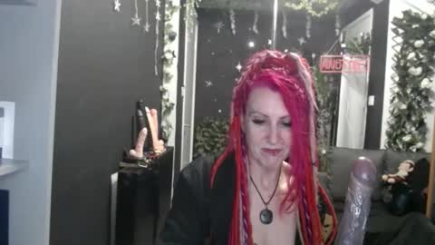 Snapshot of saucysky chatting on 01.19.26 SaucySky online show from 01.19.26