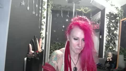 Snapshot of saucysky chatting on 02.23.26 SaucySky online show from 02.23.26