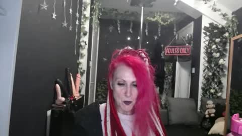 Snapshot of saucysky chatting on 02.23.26 SaucySky online show from 02.23.26