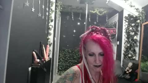 Snapshot of saucysky chatting on 02.27.26 SaucySky online show from 02.27.26