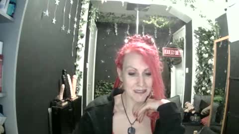SaucySky online show from 05.17.26