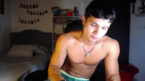 Snapshot of saulomiralles chatting on 04.30.26 Saulo online show from 04.30.26