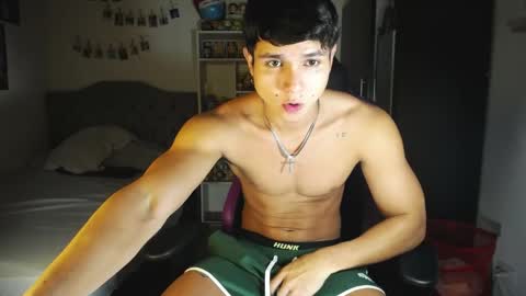 Snapshot of saulomiralles chatting on 05.02.26 Saulo online show from 05.02.26