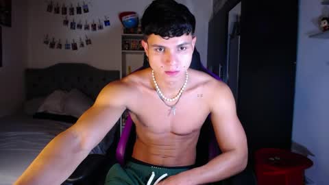 Snapshot of saulomiralles chatting on 05.19.26 Saulo online show from 05.19.26