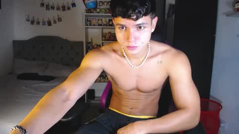 Snapshot of saulomiralles chatting on 05.27.26 Saulo online show from 05.27.26