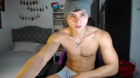 Snapshot of saulomiralles chatting on 06.27.26 Saulo online show from 06.27.26