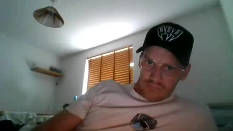 Snapshot of sausagesandwitch23 chatting on 07.21.26 Sausagesandwitch23 online show from 07.21.26