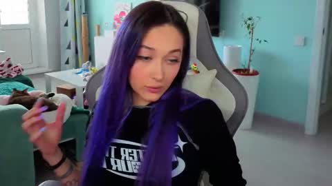 Ariel online show from 04.22.26