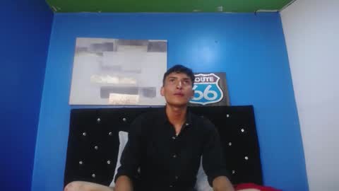 Snapshot of savagelover_ chatting on 10.16.25 SavageLover online show from 10.16.25