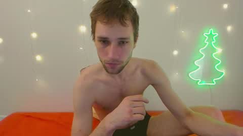 Snapshot of savak_hottie chatting on 01.20.25 Savak Laakem online show from 01.20.25