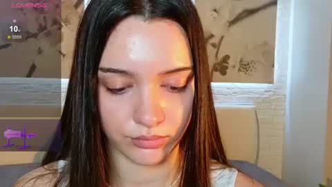 Snapshot of savannah_h chatting on 06.18.26 savannah_h online show from 06.18.26
