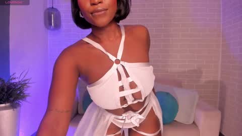 S a v a n n a h  online show from 02.13.25
