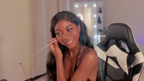 Savannahwildee online show from 03.04.25