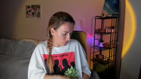 save the qween online show from 10.10.25