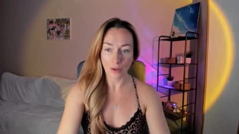 save the qween online show from 10.11.25