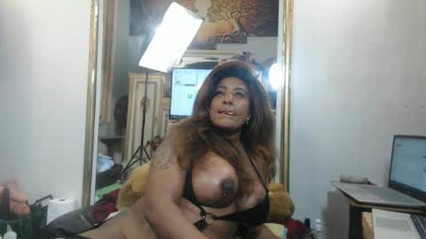 Snapshot of savonsex chatting on 03.09.25 savonsex online show from 03.09.25