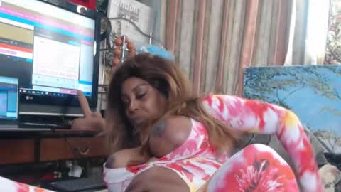 Snapshot of savonsex chatting on 04.12.26 savonsex online show from 04.12.26