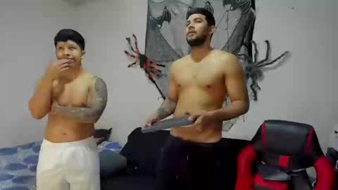 Snapshot of say_tony chatting on 10.21.25 say_tony online show from 10.21.25