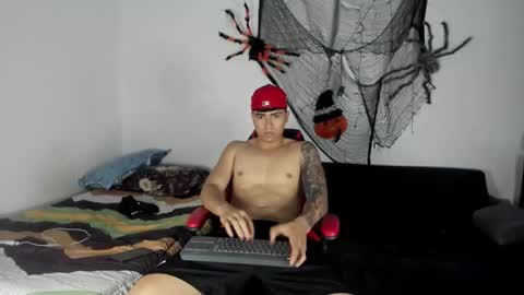 Snapshot of say_tony chatting on 10.22.25 say_tony online show from 10.22.25