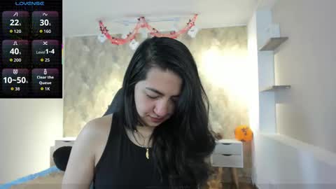 Saya Amaretto  online show from 10.15.25