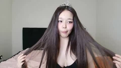 Saya online show from 04.18.26