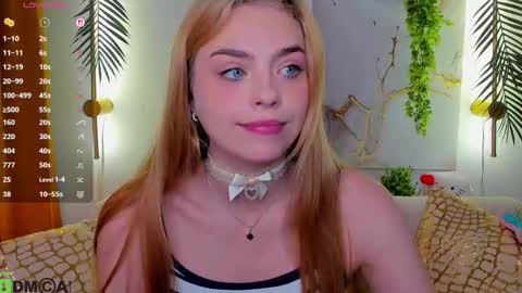 Snapshot of sayl0r_moon chatting on 09.11.25 Kira GMT 7 Mon Thu-Sun 0800am-0200pm online show from 09.11.25