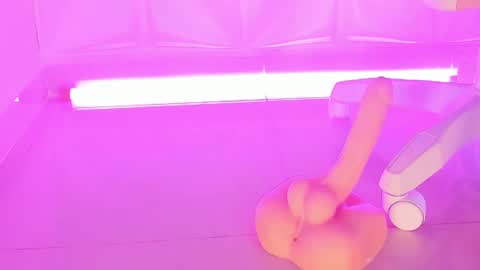 Say Lilith   Monday to Saturday 700am to 140pm Colombian time  online show from 01.31.25