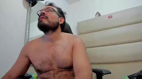 sebastian   muscleman  daddy   the better  latin  lover   online show from 11.13.25