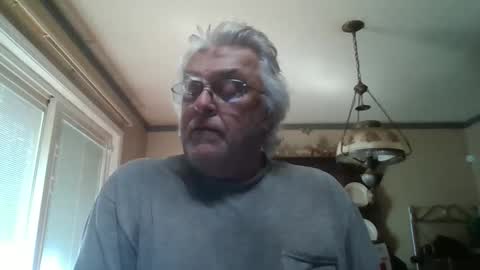 Snapshot of scally274219744324 chatting on 04.27.26 scally274219744324 online show from 04.27.26