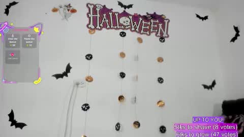 Scarlett Oconnor online show from 10.24.25