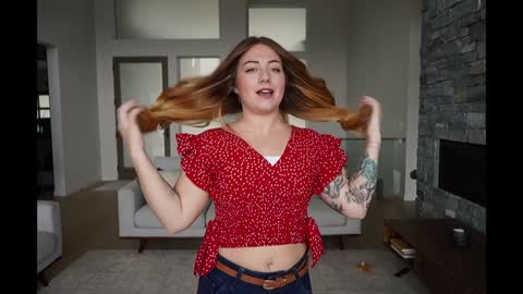 Snapshot of scarlajade chatting on 01.07.25 scarlajade online show from 01.07.25