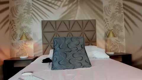 Scarleet online show from 01.17.26