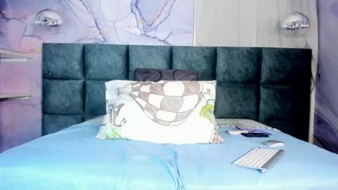 Scarleet online show from 04.19.26