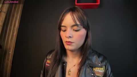    online show from 01.08.25