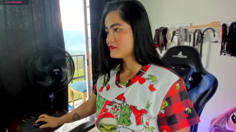 scarlet taylor kennedy online show from 12.26.24