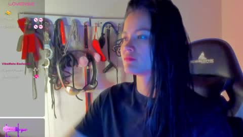 Snapshot of scarlet_kennedy98 chatting on 05.03.26 scarlet taylor kennedy online show from 05.03.26