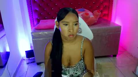 Snapshot of scarlet_rouse_m chatting on 05.11.26 scarlet_rouse_m online show from 05.11.26