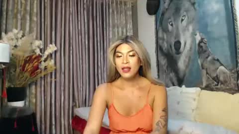 Snapshot of scarlet_ts69 chatting on 01.24.25 scarlet online show from 01.24.25