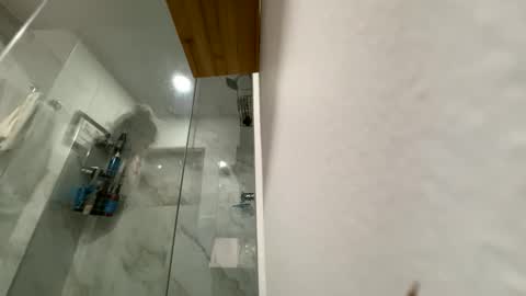 scarlet whisper online show from 11.04.25