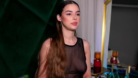 Scarlet online show from 04.11.26