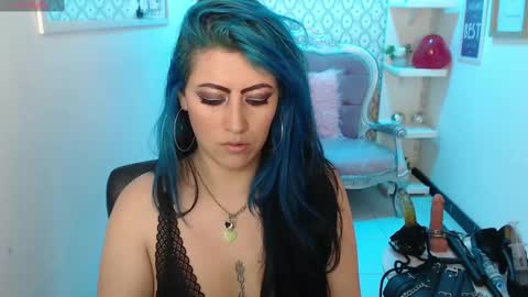 Scarleth online show from 02.17.25