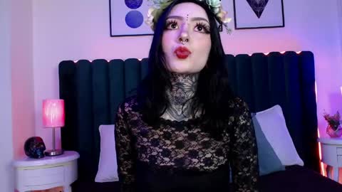 Snapshot of scarleth_fg_ chatting on 05.01.26 Scarleth online show from 05.01.26