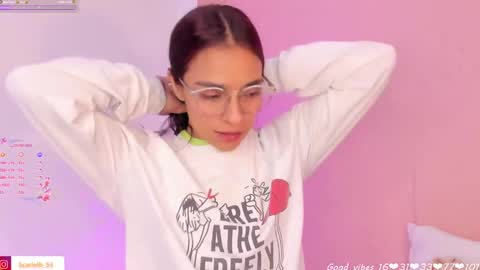 I am  Scarleth  Check mi profile online show from 01.12.25