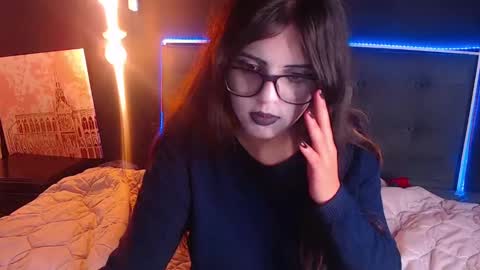 Snapshot of scarleth_shadow chatting on 02.17.25 SCARLETH online show from 02.17.25