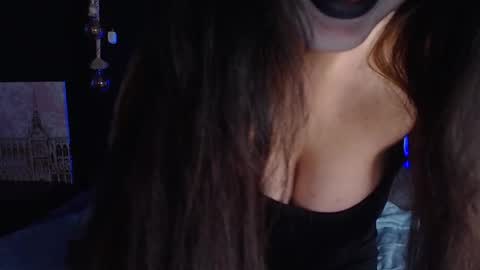 Snapshot of scarleth_shadow chatting on 02.23.25 SCARLETH online show from 02.23.25